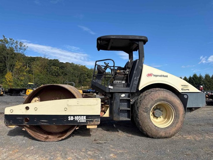 2003-ingersoll-rand-sd105dx-image-1