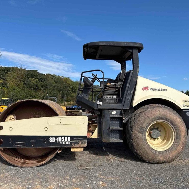 2003 INGERSOLL-RAND SD105DX