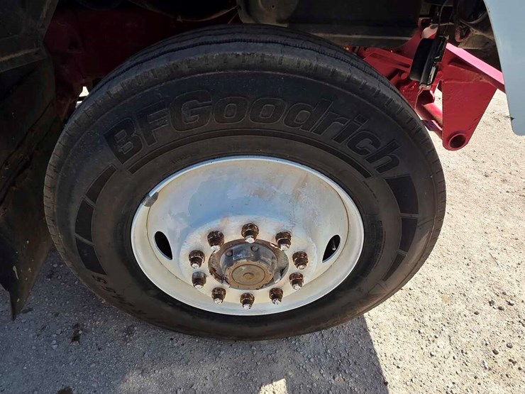 1998-mack-ch613-image-9