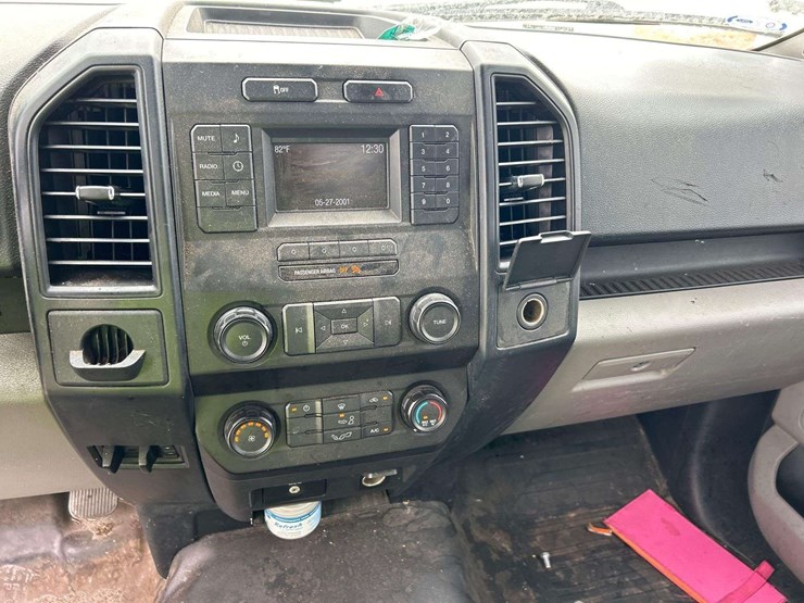 2016-ford-f150-image-18