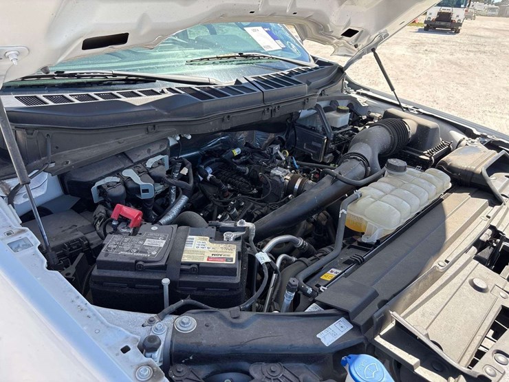 2023-ford-f150-image-11