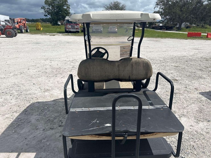 2001-club-car-electric-cart-image-14