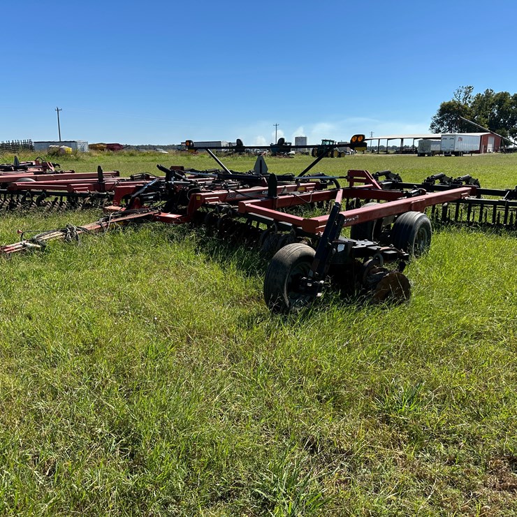 CASE IH 330