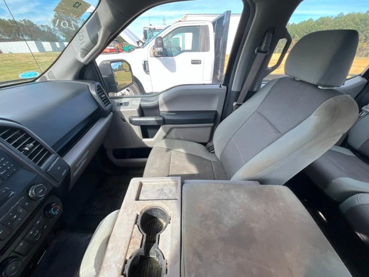 2017-ford-f150-xl-image-16