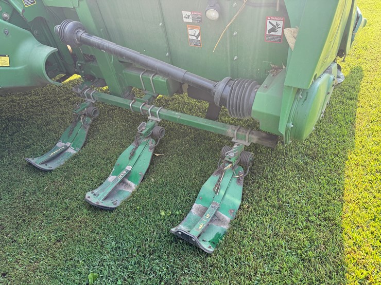 2013-john-deere-608-image-4