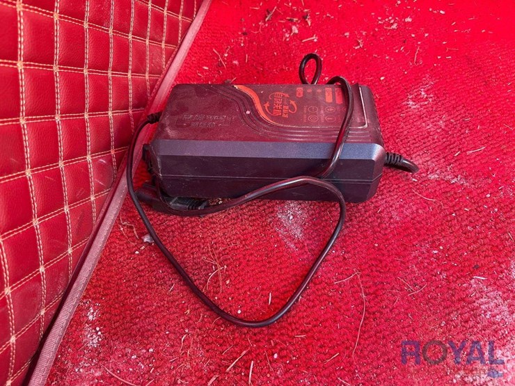 2025-yongkang-liqian-2-passenger-electric-car-image-16