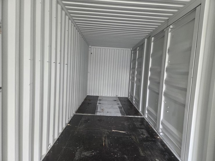#6475-•-40'-(5)-door-shipping-container-image-10