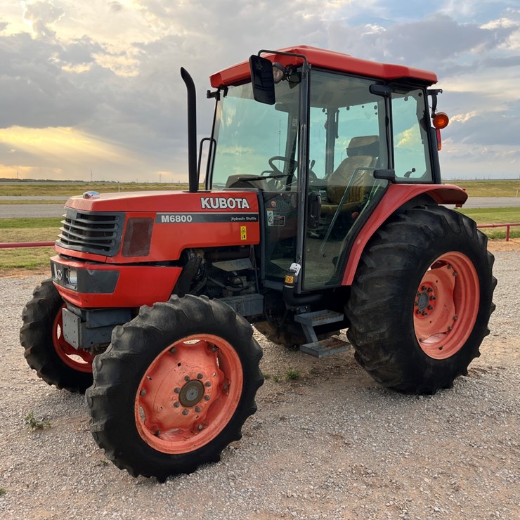 2002 KUBOTA M6800