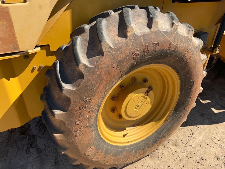 caterpillar-cp44-image-16