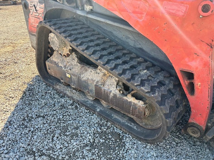 kubota-svl75-2-image-12