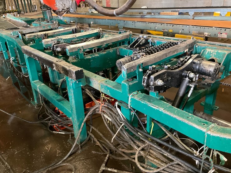 #100-•-2014-wood-mizer-wm4000-thin-kerf-image-9