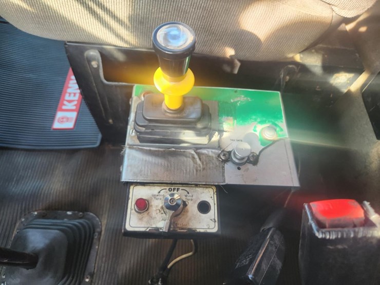 kenworth-t800-image-54