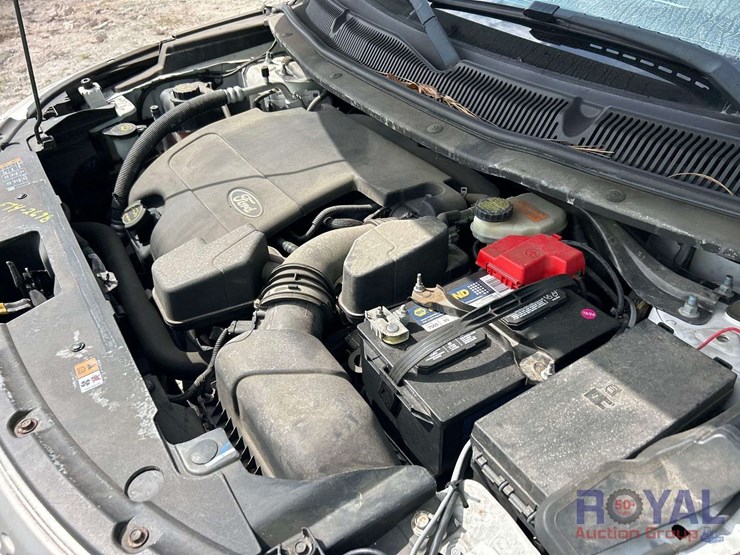 2014-ford-explorer-image-8