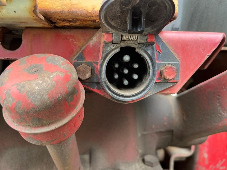 international-186-image-18