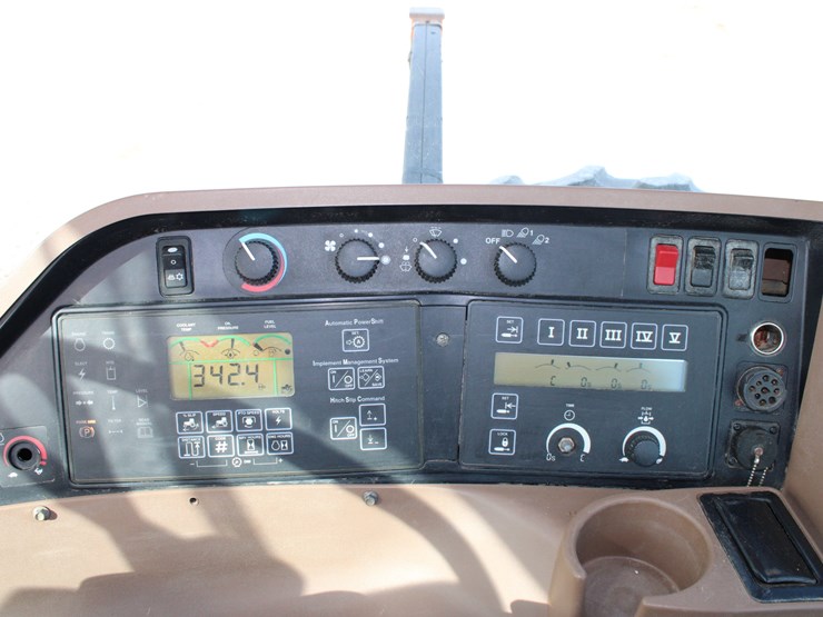 john-deere-8320-image-83