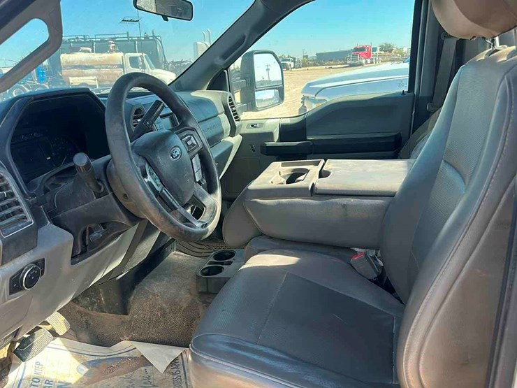 2018-ford-f550-image-6