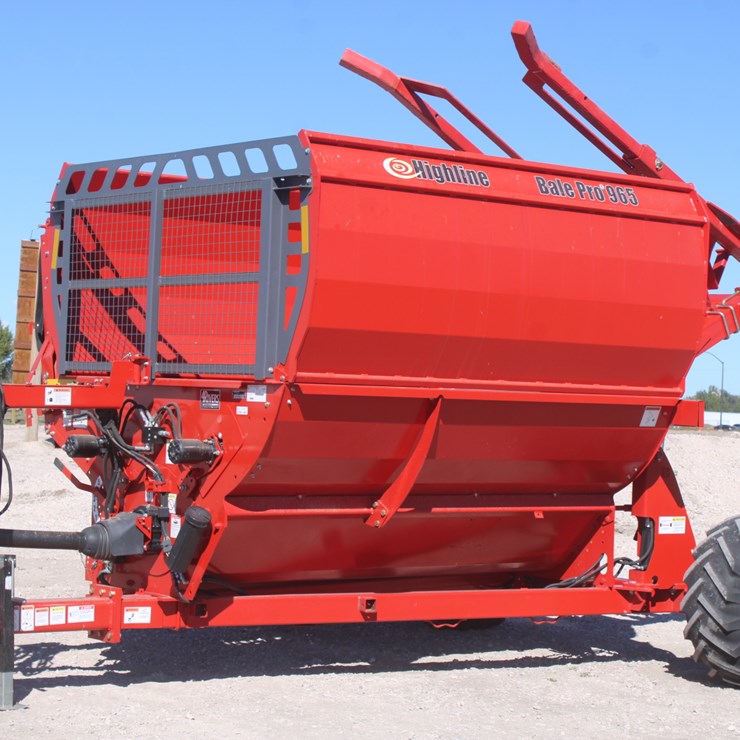 #2051 • #2051 2021 HighLine BP965 Bale Processor