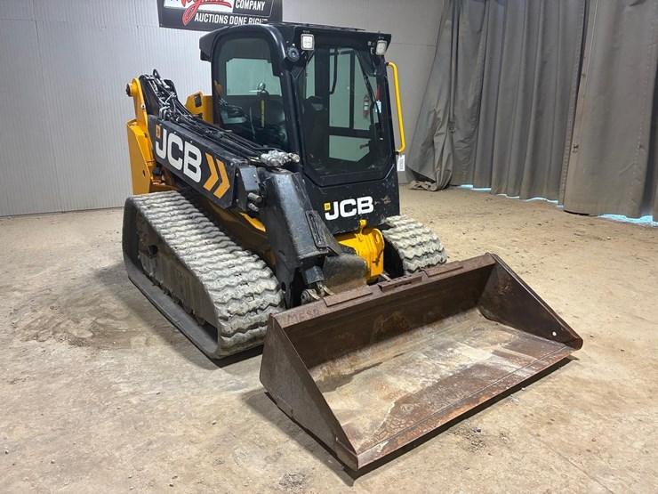 jcb-3ts-8t-image-7