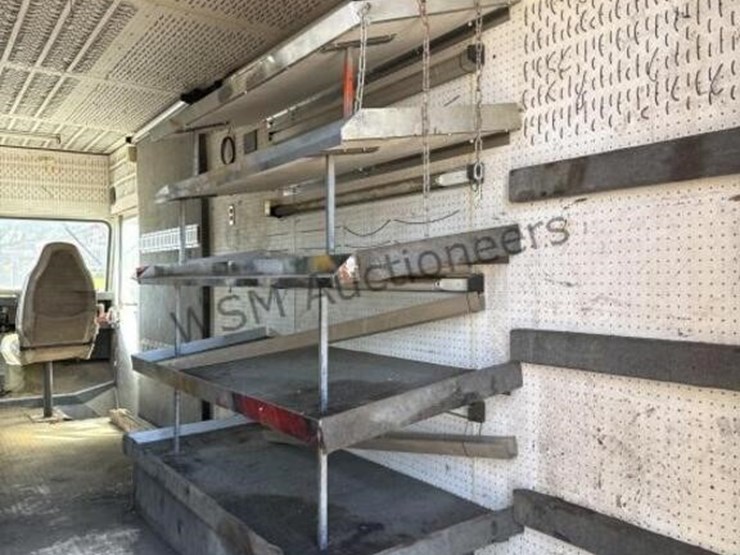 1994-chevrolet-p30-image-19