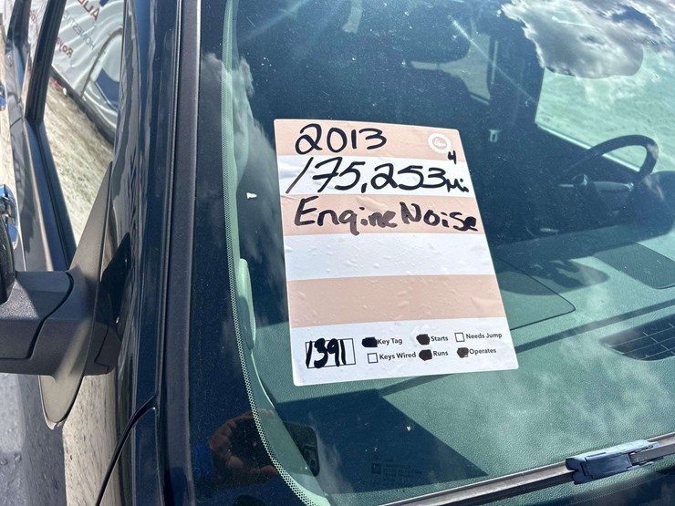 2013-gmc-yukon-denali-image-24