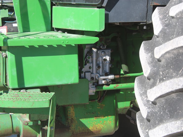 john-deere-4755-image-14