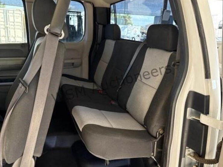 2009-chevrolet-silverado-1500-image-24