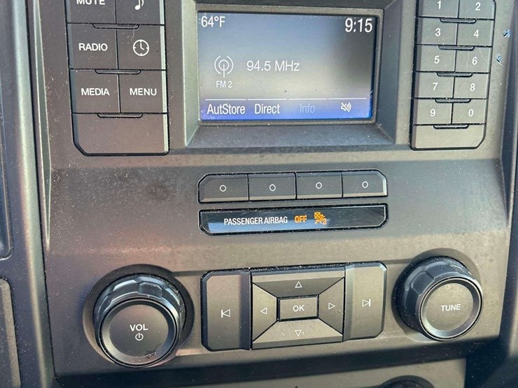 2016-ford-f150-image-19