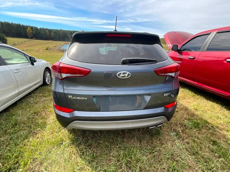 2017-hyundai-tuscon-(at,-1.6l,-miles-read-140074,-image-7