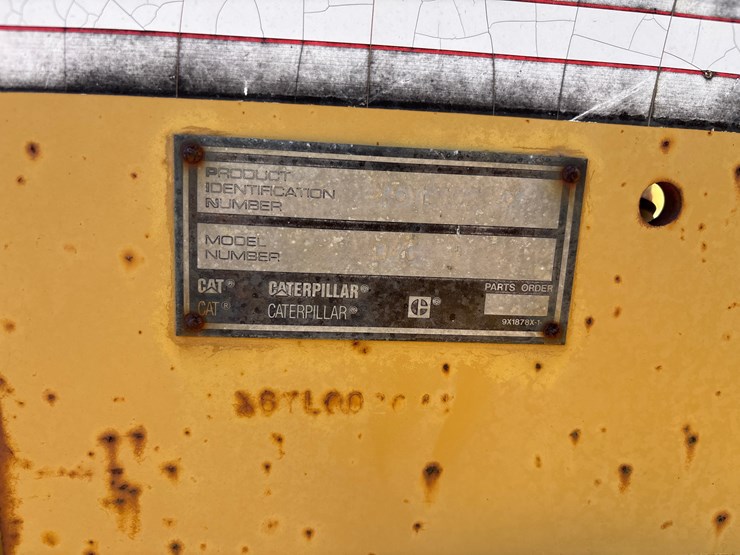 2006-caterpillar-d4c-image-12