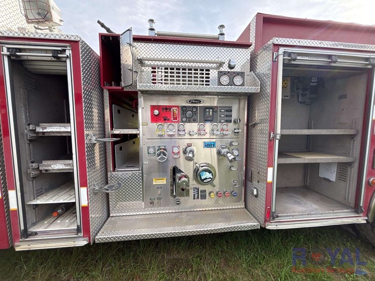 2004-pierce-enforcer-image-29