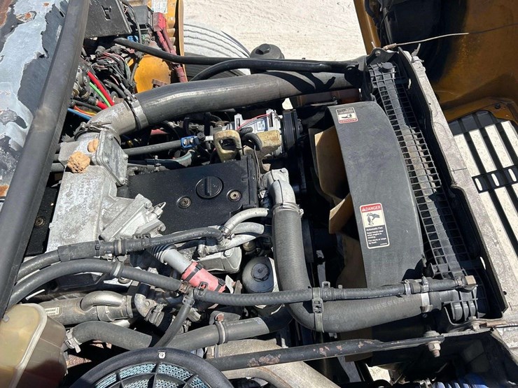 2007-freightliner-b2-image-9