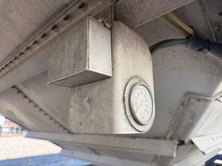 2018-wilson-hopper-bottom-image-27