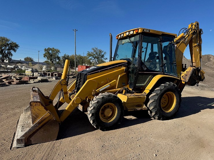 2006-caterpillar-420d-image-1