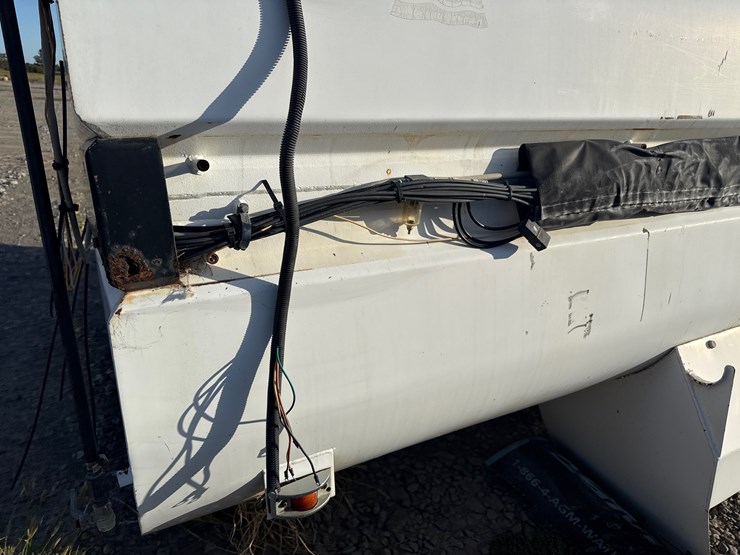 #5024-•-agm-agmc9l-~2000gal-water-tank-truck-bed-inv#-5024-image-9