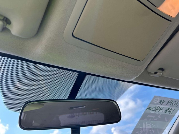 2014-nissan-rogue-image-12