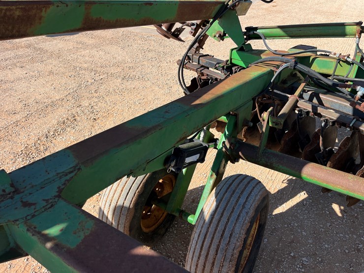 1995-john-deere-630-image-12