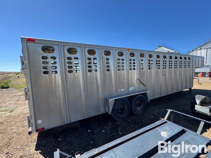 1993-wilson-livestock-trailer-image-5