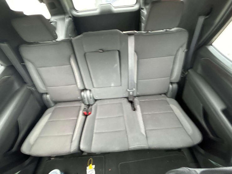 2023-chevrolet-tahoe-image-22