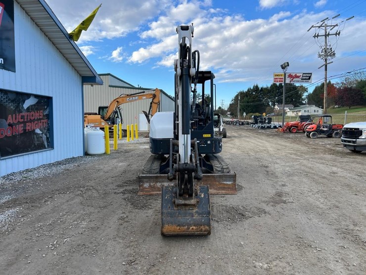 2022-bobcat-e42-image-8