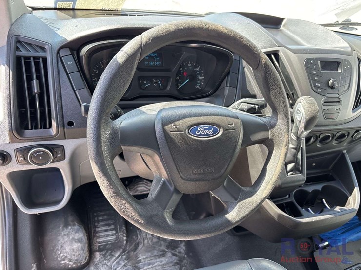 2016-ford-transit-image-14