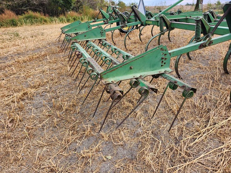 john-deere-110-image-8