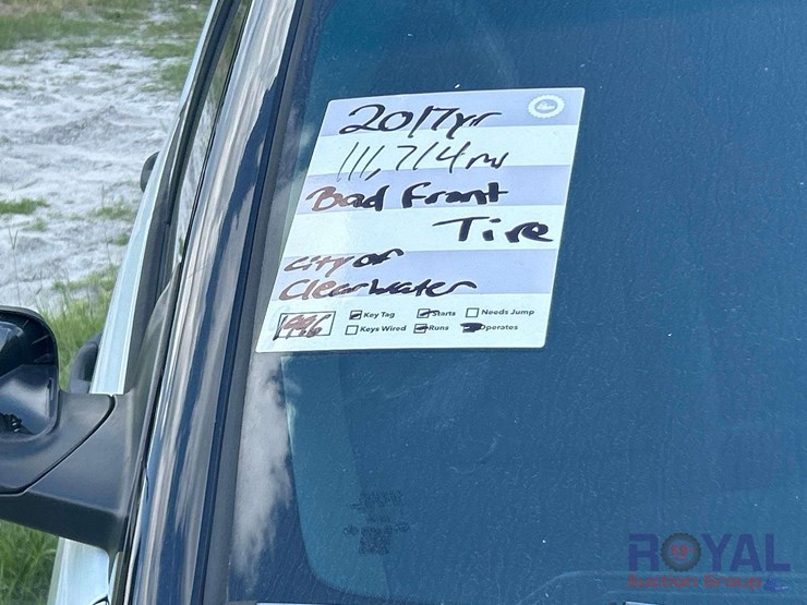 2017-ford-explorer-image-21