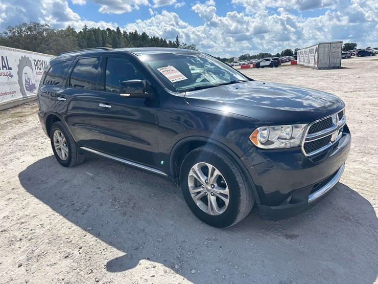 2013-dodge-durango-image-2