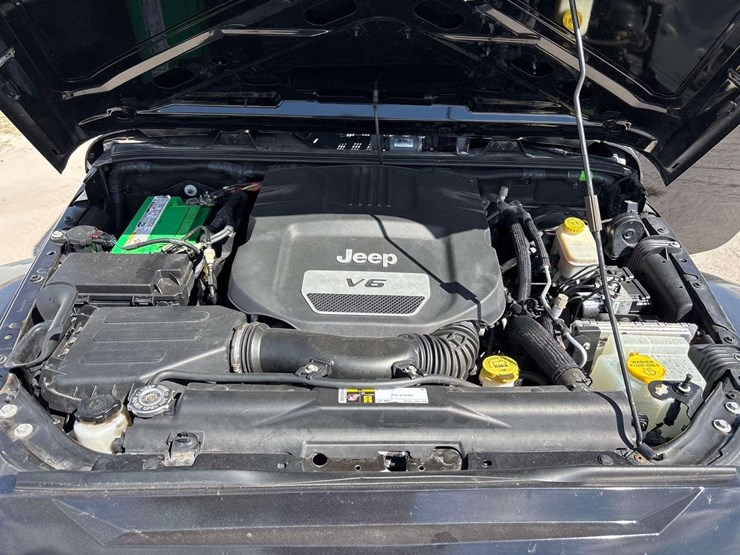 2016-jeep-wrangler-image-7