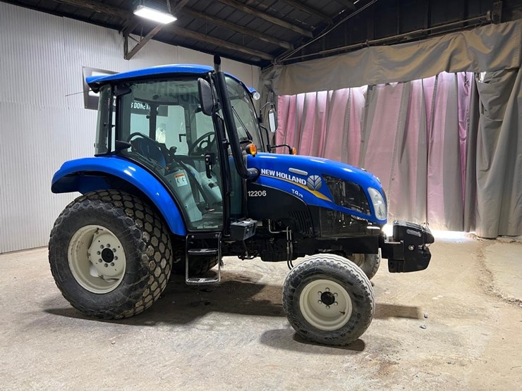 new-holland-t4.75-image-6