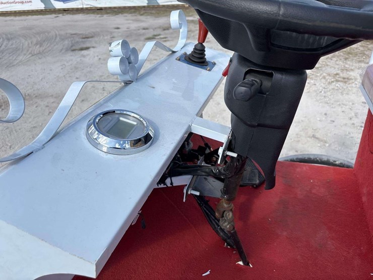 2025-spirit-carriage-cart-image-11