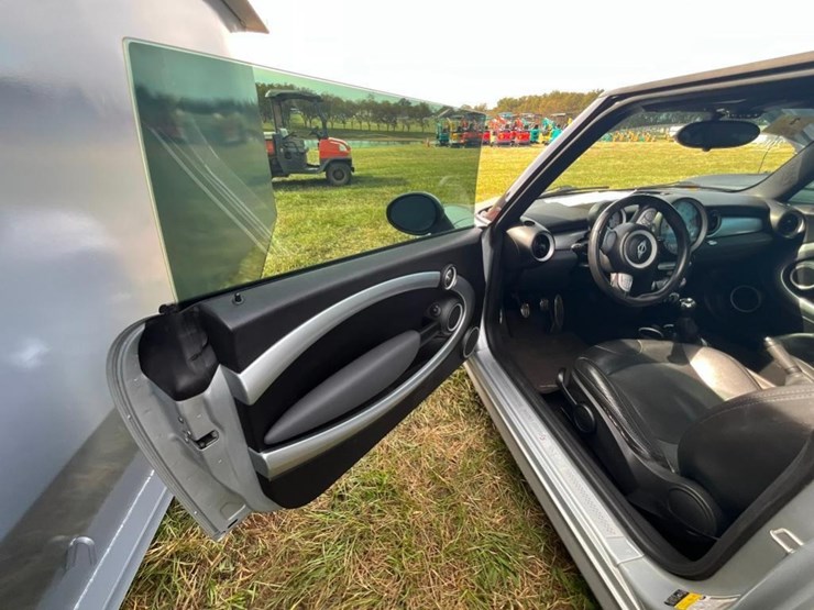 2009-mini-cooper-s-(6-spd,-miles-read-188830,-image-11