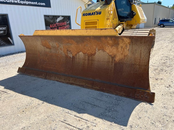 2016-komatsu-d61px-24-image-9