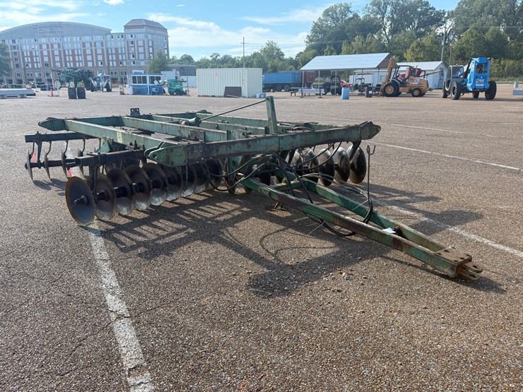 john-deere-230-image-4