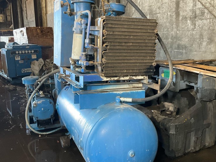 #147-•-ingersoll-rand-air-compressor-image-2